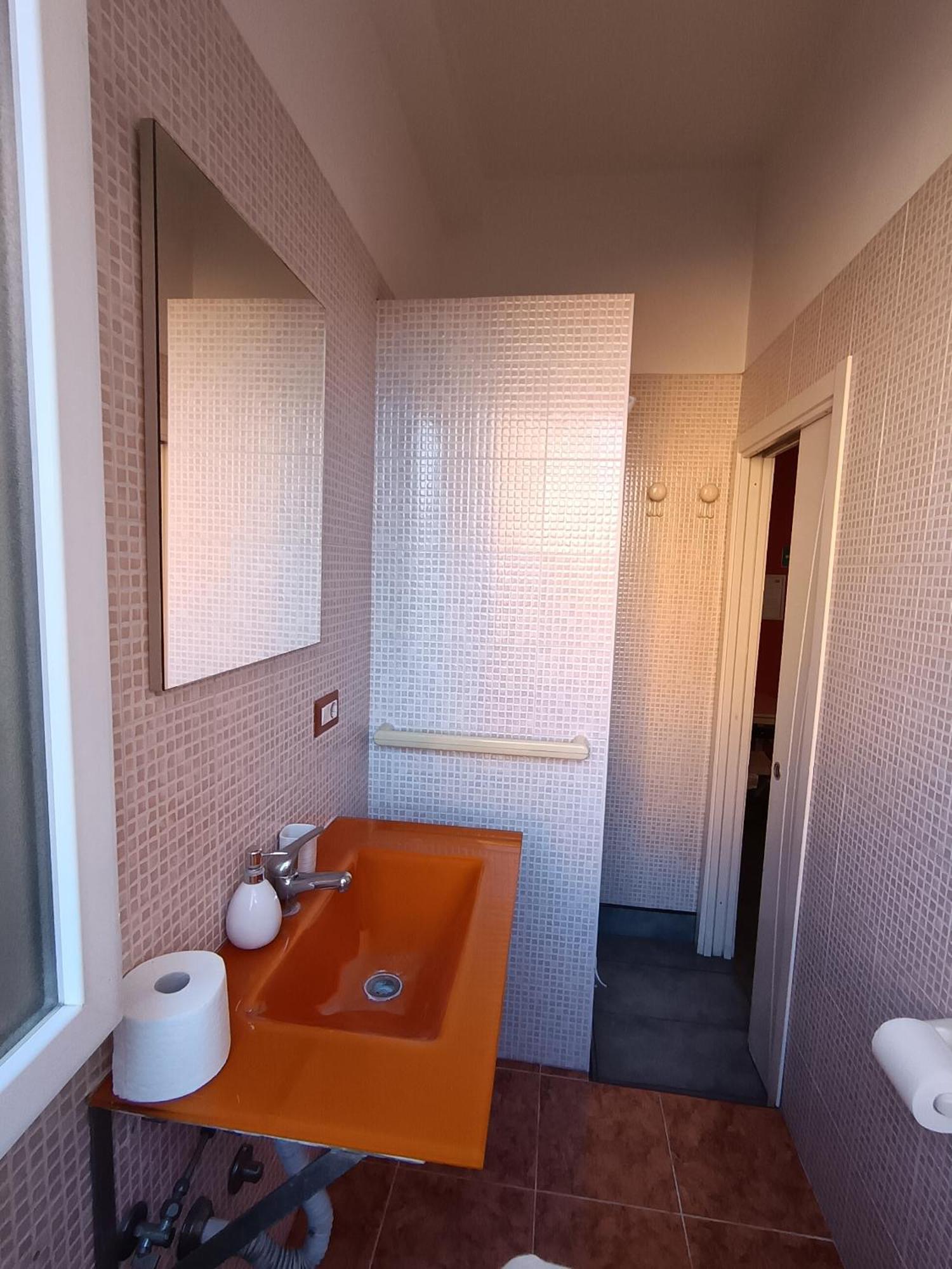 Adriatic Room 50 M Dalla Stazione Ferroviaria Di Ciampino E Dalla Navetta Aeroportuale Bagian luar foto